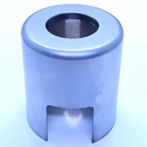 Cartridge valve housing