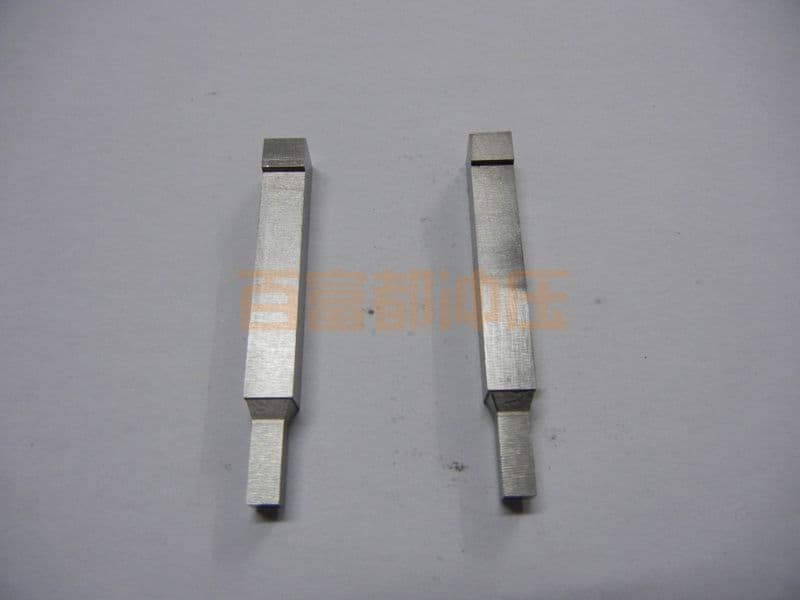 浅谈模具配件精密加工控制分析