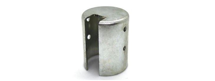 Deep drawn solenoid valve housing with an enclosed internal bore